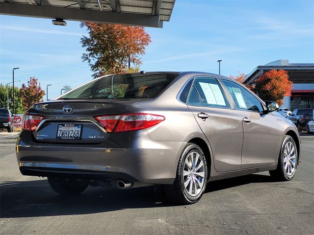 2017 Toyota Camry Hybrid XLE