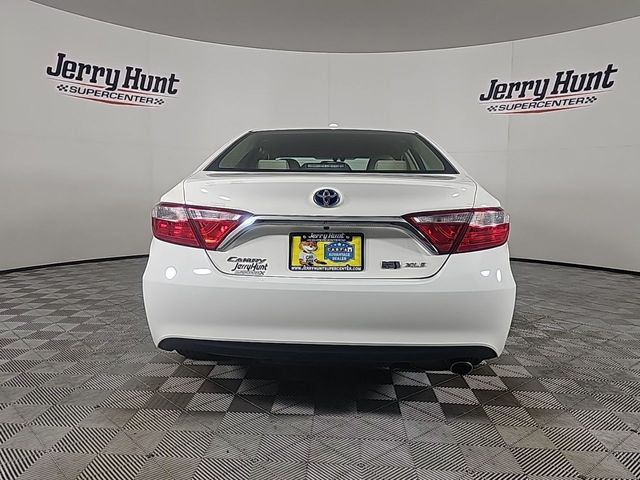 2017 Toyota Camry Hybrid XLE