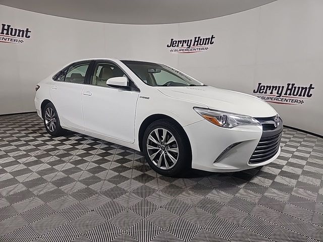 2017 Toyota Camry Hybrid XLE