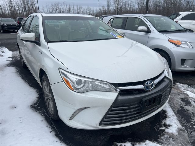 2017 Toyota Camry Hybrid XLE