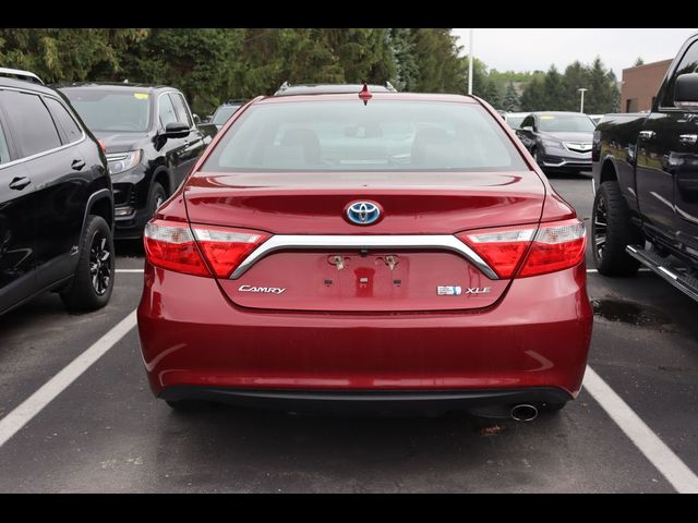 2017 Toyota Camry Hybrid XLE