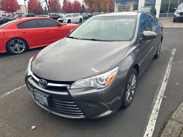 2017 Toyota Camry Hybrid XLE