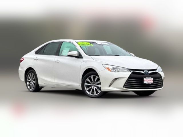 2017 Toyota Camry Hybrid XLE