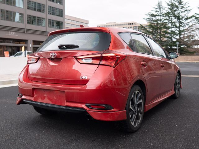 2017 Toyota Corolla iM Base