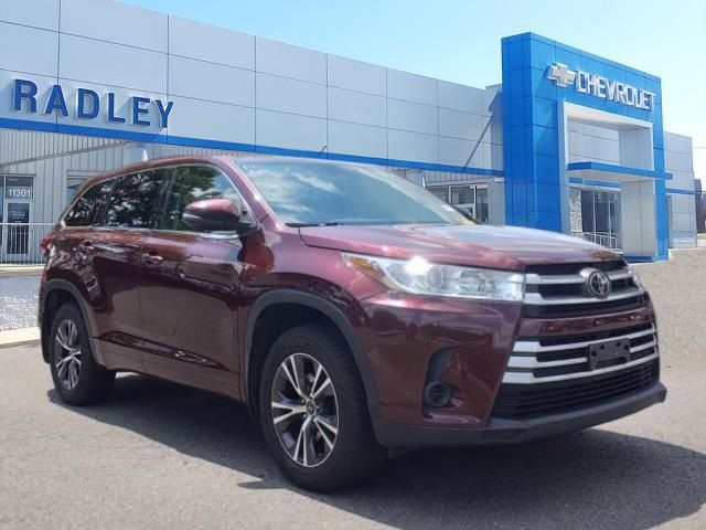 2017 Toyota Highlander 