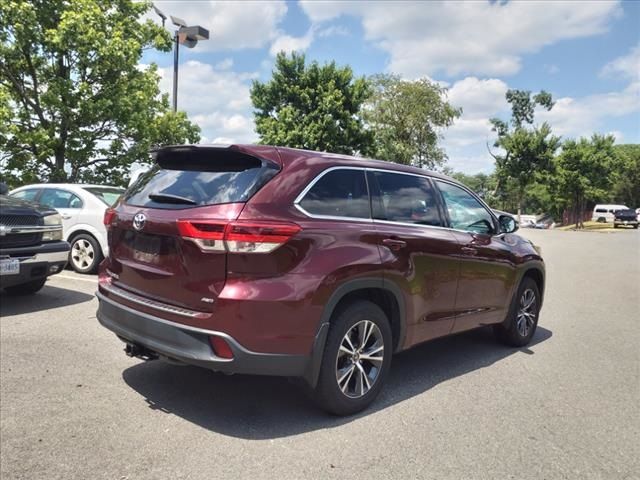 2017 Toyota Highlander 