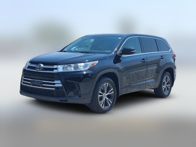 2017 Toyota Highlander LE
