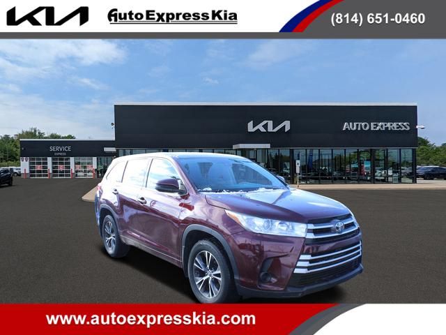 2017 Toyota Highlander LE