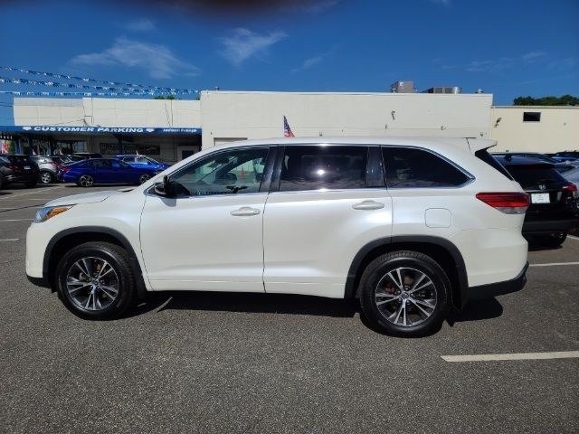 2017 Toyota Highlander LE