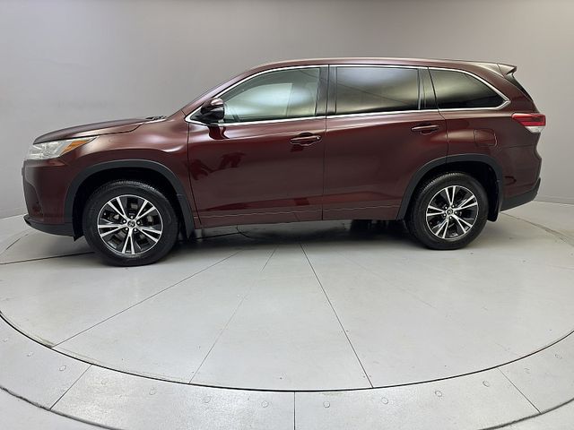 2017 Toyota Highlander 