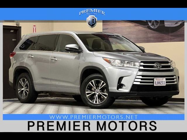 2017 Toyota Highlander LE