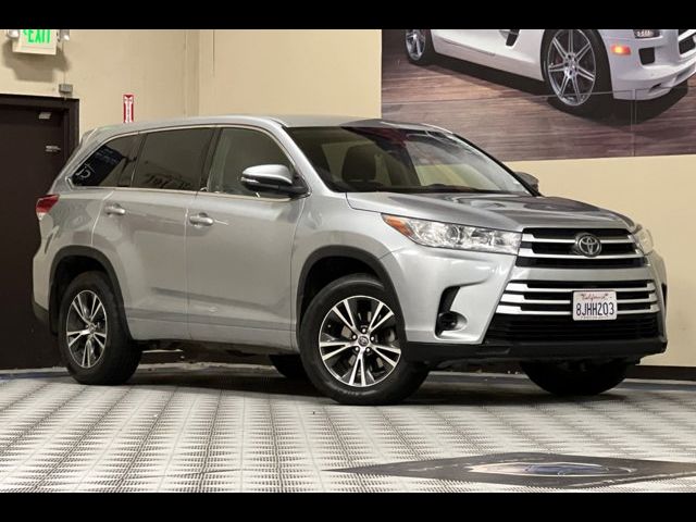 2017 Toyota Highlander LE