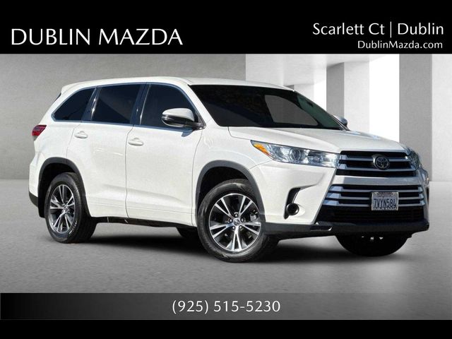 2017 Toyota Highlander LE