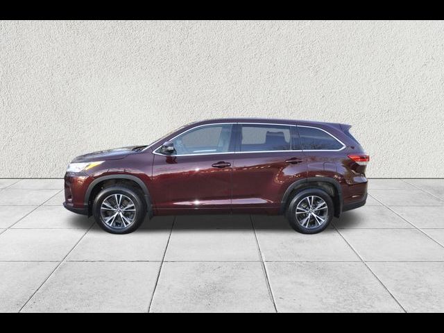 2017 Toyota Highlander LE