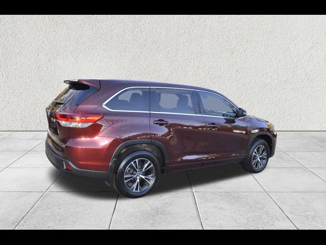 2017 Toyota Highlander LE