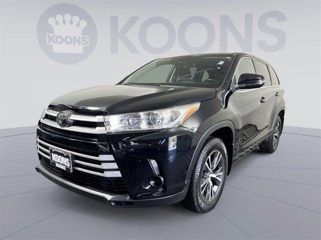 2017 Toyota Highlander 