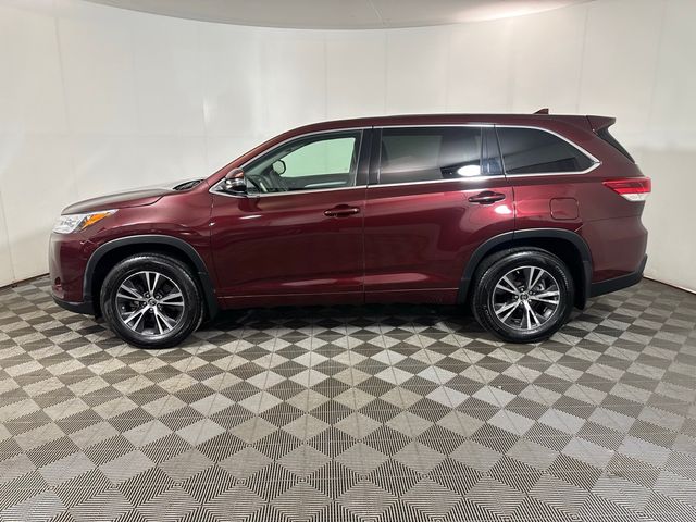 2017 Toyota Highlander LE