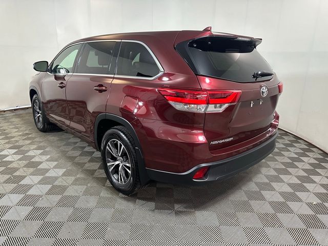 2017 Toyota Highlander LE