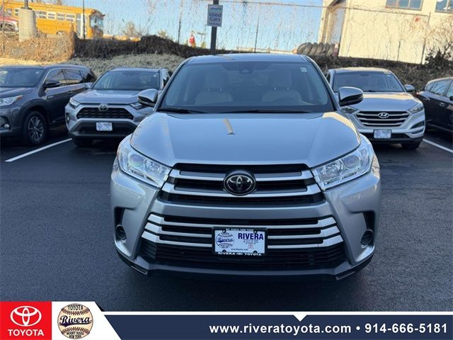 2017 Toyota Highlander LE