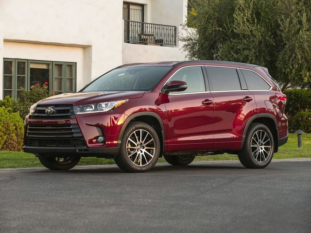 2017 Toyota Highlander LE