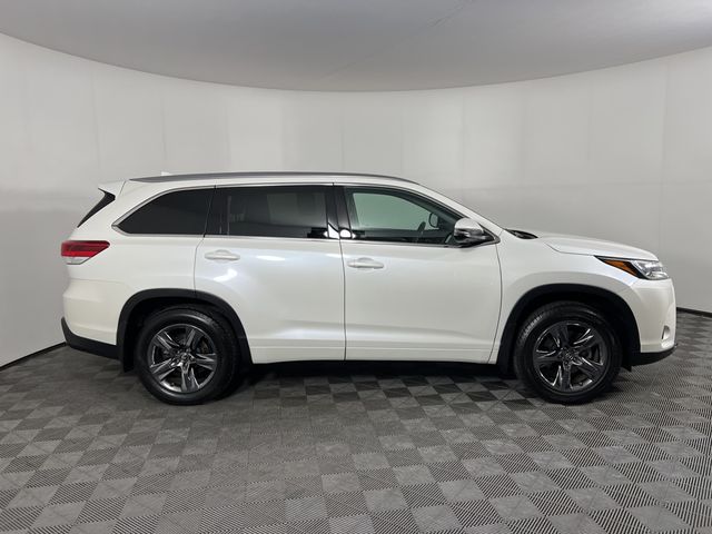 2017 Toyota Highlander 