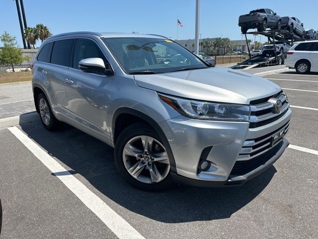 2017 Toyota Highlander Limited