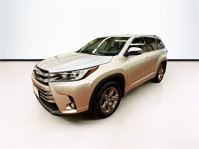 2017 Toyota Highlander 