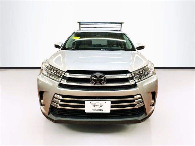 2017 Toyota Highlander 