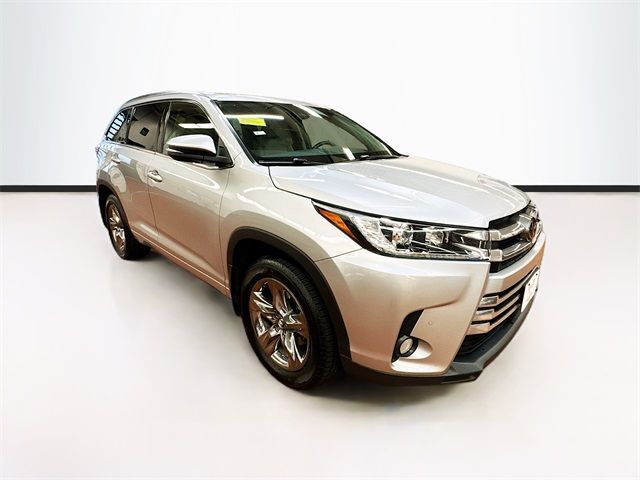 2017 Toyota Highlander 