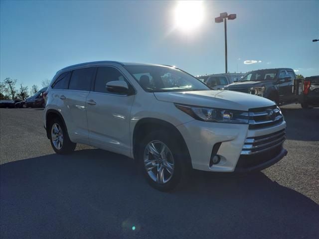 2017 Toyota Highlander Limited