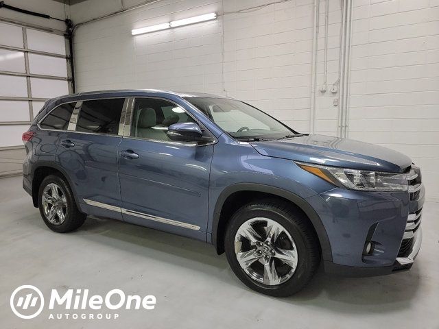 2017 Toyota Highlander Limited Platinum