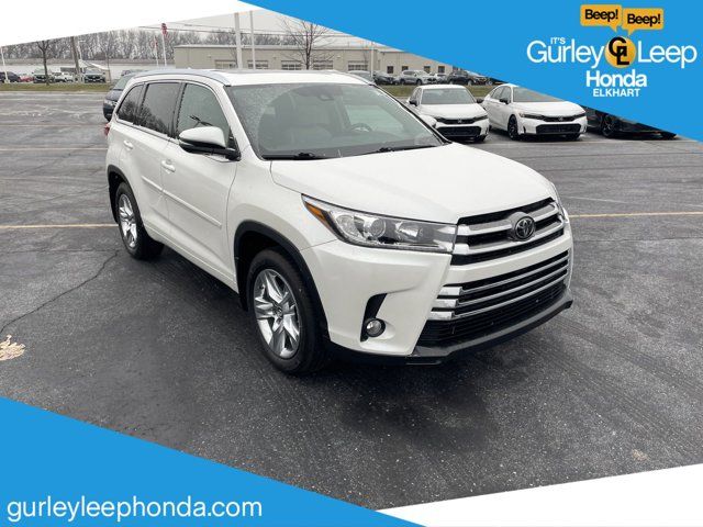 2017 Toyota Highlander 