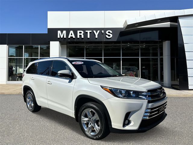 2017 Toyota Highlander 