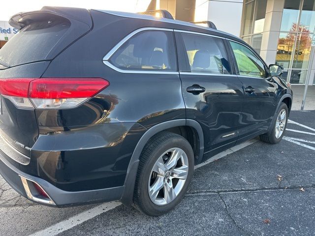 2017 Toyota Highlander Limited