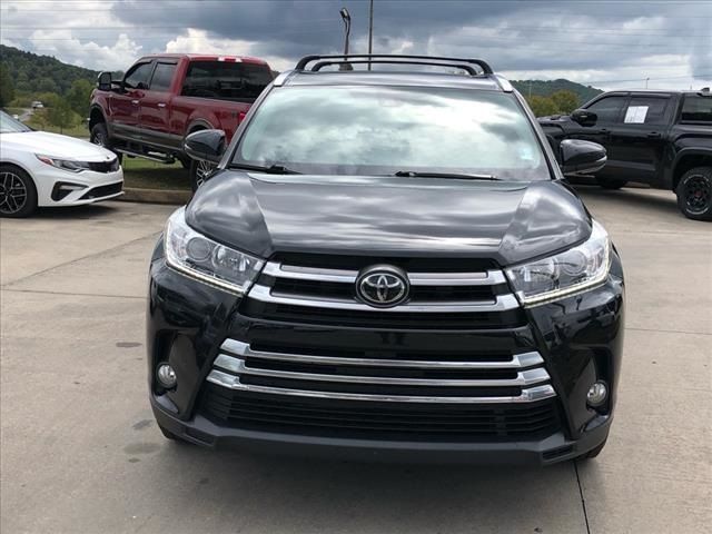 2017 Toyota Highlander 