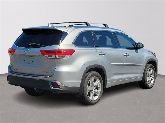 2017 Toyota Highlander 