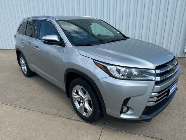 2017 Toyota Highlander Limited Platinum