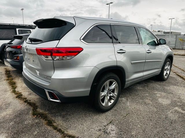 2017 Toyota Highlander Limited