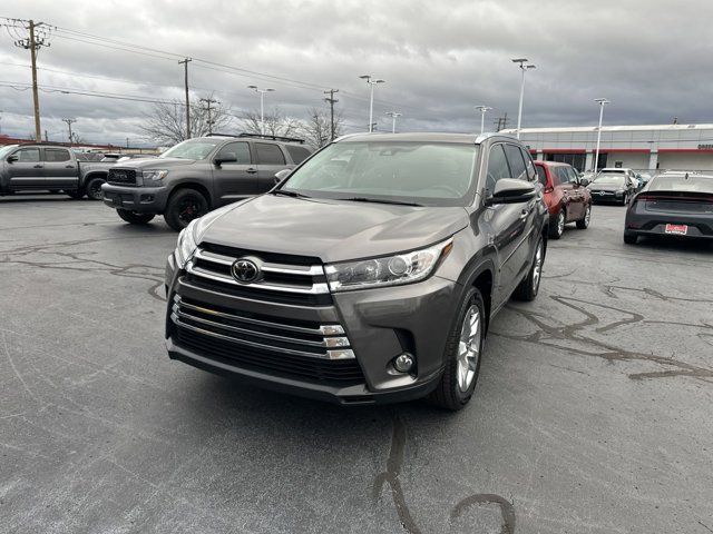 2017 Toyota Highlander 