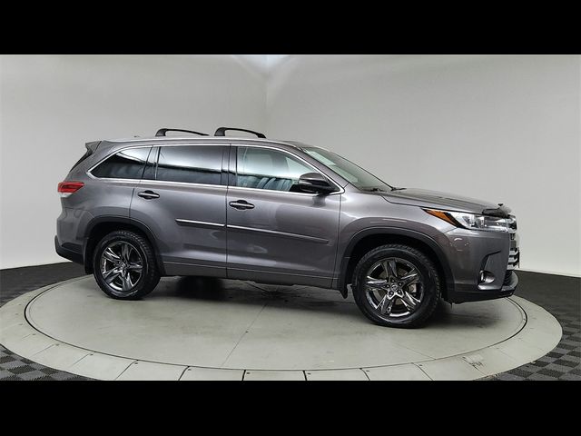 2017 Toyota Highlander 