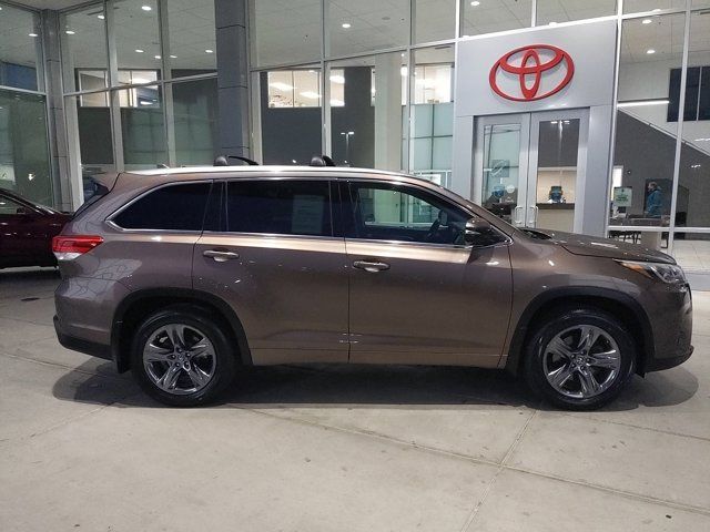 2017 Toyota Highlander Limited