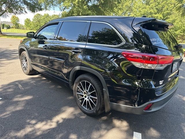 2017 Toyota Highlander 