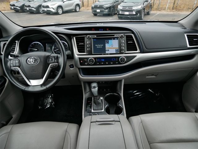 2017 Toyota Highlander XLE