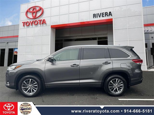 2017 Toyota Highlander XLE