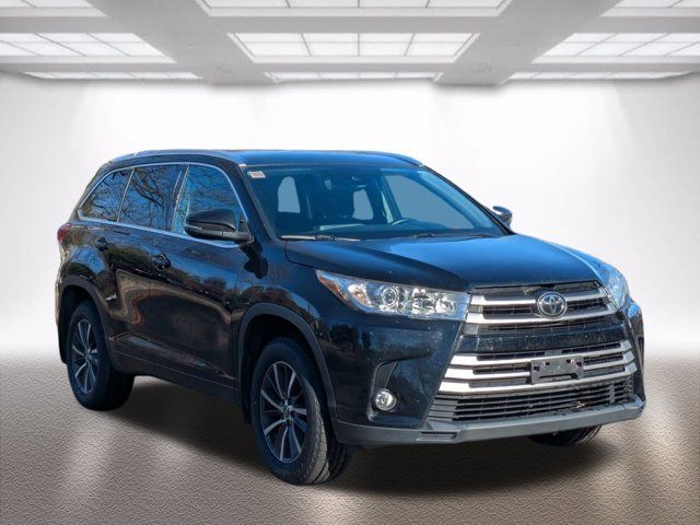 2017 Toyota Highlander 