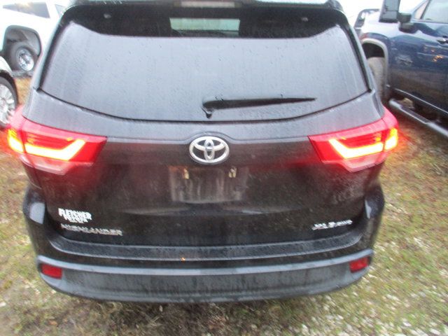 2017 Toyota Highlander 