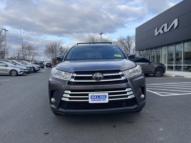 2017 Toyota Highlander 