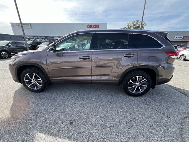 2017 Toyota Highlander XLE