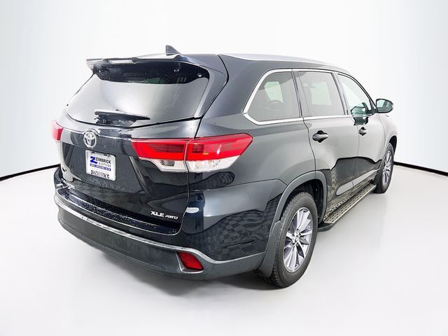 2017 Toyota Highlander 