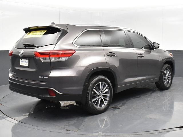 2017 Toyota Highlander 